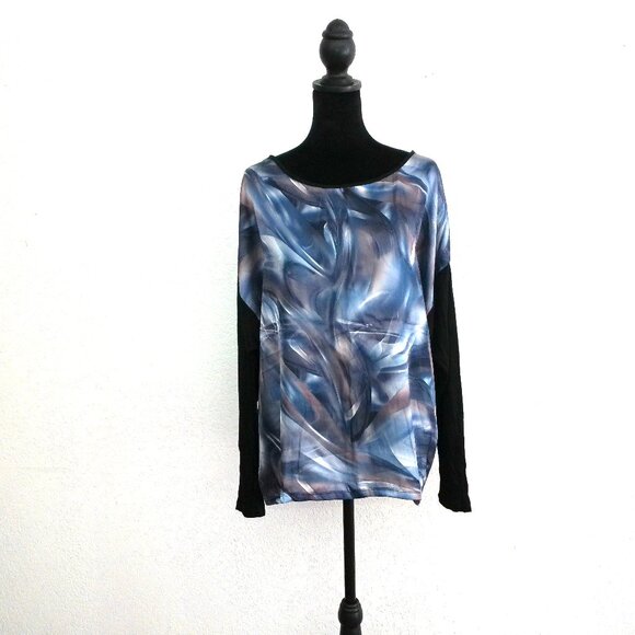 Fate, Multi- color abstract Women's long sleeve blouse, shiny/smooth - Picture 3 of 9